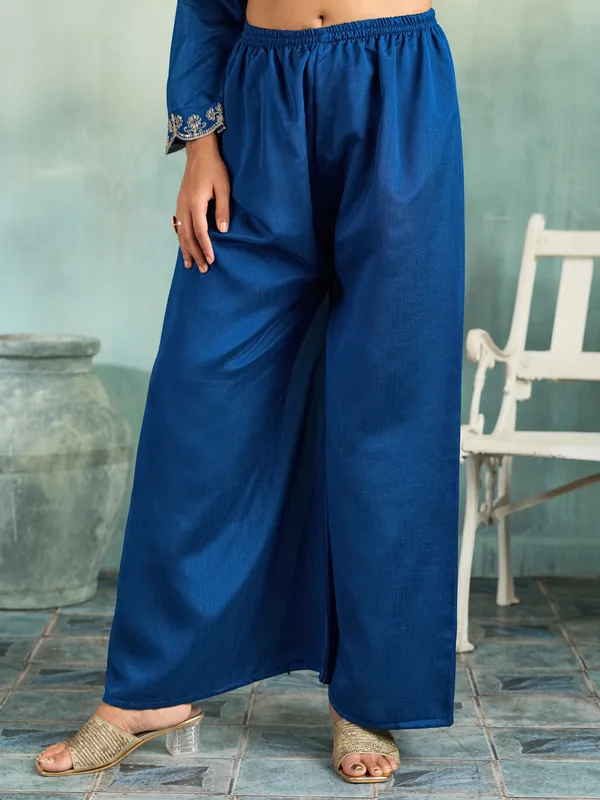 Blue_Cotton_Silk_Flared_Embroidered_Kurta_Set_For_Women