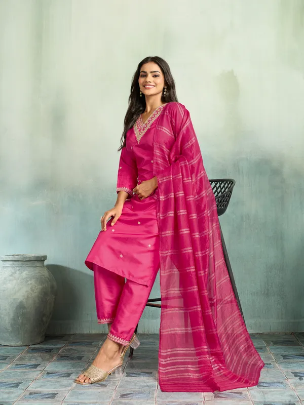 Pink_Cotton_Silk_Straight_Embroidered_Kurta_Set_For_Women
