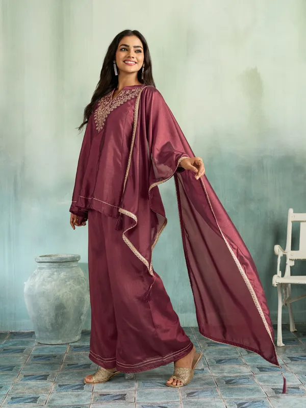 Wine_Cotton_Silk_Straight_Embroidered_Kurta_Set_For_Women