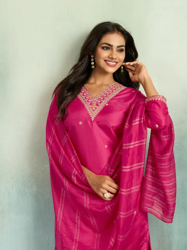 Pink_Cotton_Silk_Straight_Embroidered_Kurta_Set_For_Women