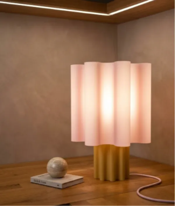 Pink_Modern_Wavy_Shade_Table_Lamp