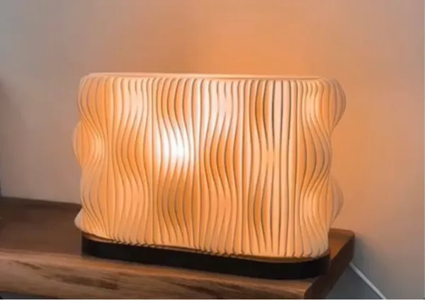 White_Modern_Wavy_Ribbed_Table_Lamp