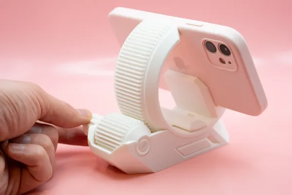 The_GearShift_Dock_Phone_Stsnd_(Limited_Edition)