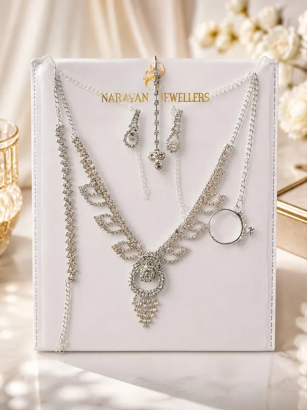 Silver_Tone_Jewellery_Gift_Set_For_Women