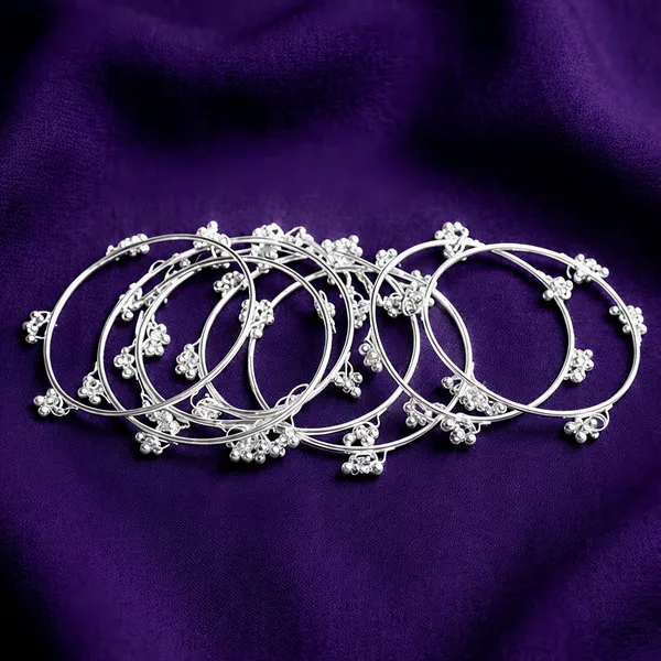 Silver_Tone_Beaded_Bangle_Set_For_Women