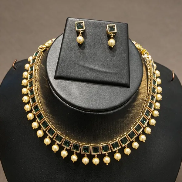 Golden_Brass_Square_Emerald_Ad_Necklace_Set_For_Women