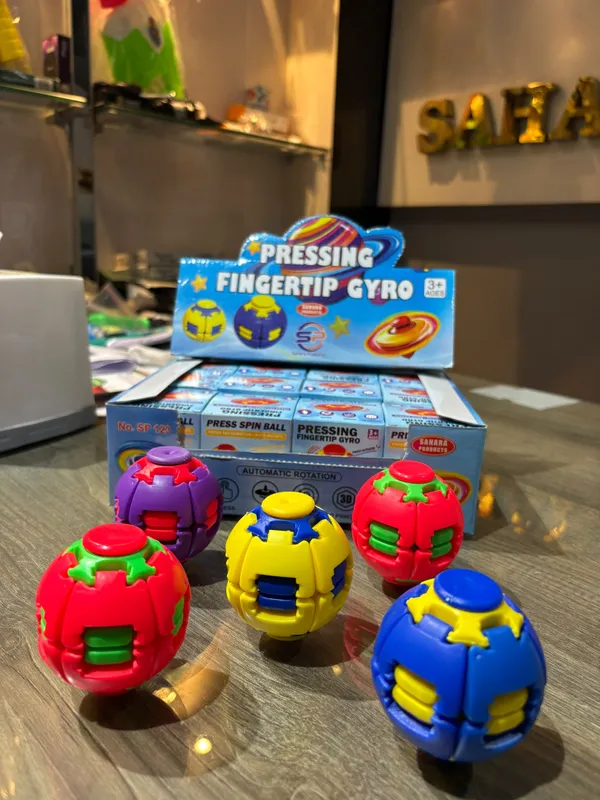 Strikers_Super_Power_Toy_Blaster_With_Balls