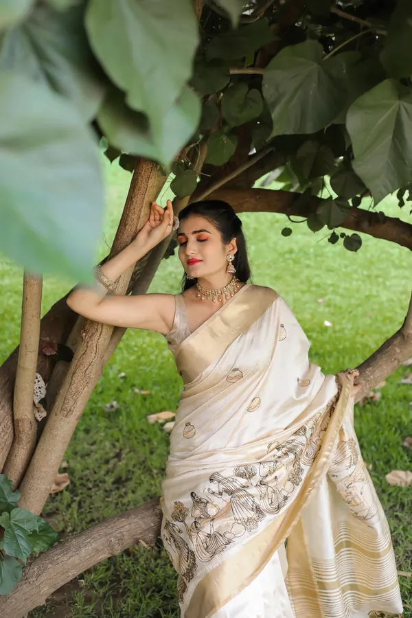 Off_White_Assam_Silk_Embroidered_Saree_For_Women