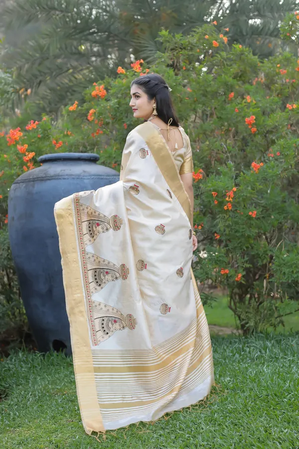 Off_White_Assam_Silk_Traditional_Woven_Motif_Saree_For_Women