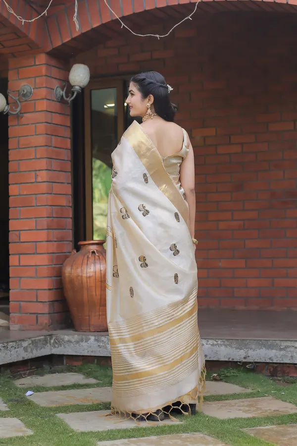 Off_White_Assam_Silk_Musical_Instrument_Motif_Saree_For_Women