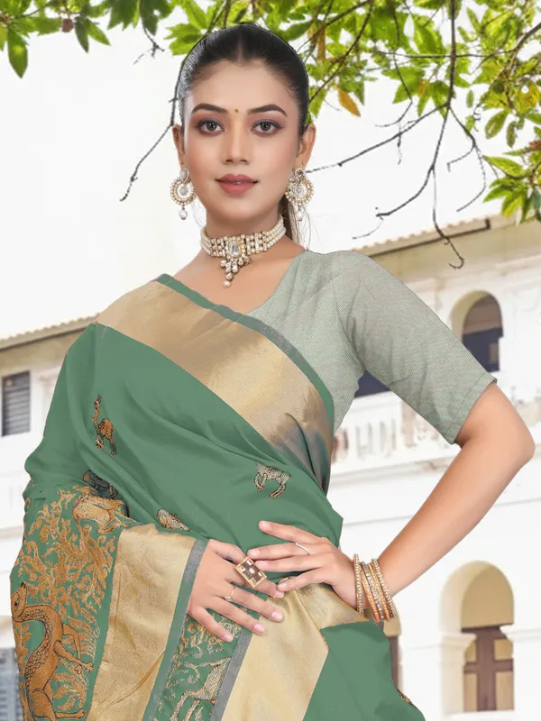 Deep_Green_Matka_Silk_Animal_Motif_Saree_For_Women