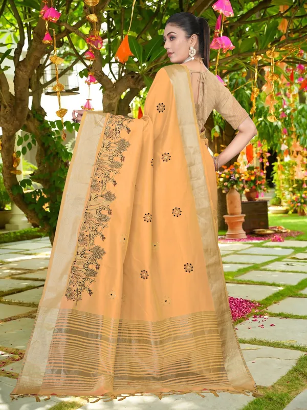 Mustard_Yellow_Matka_Silk_Forest_Scene_Motif_Saree_For_Women