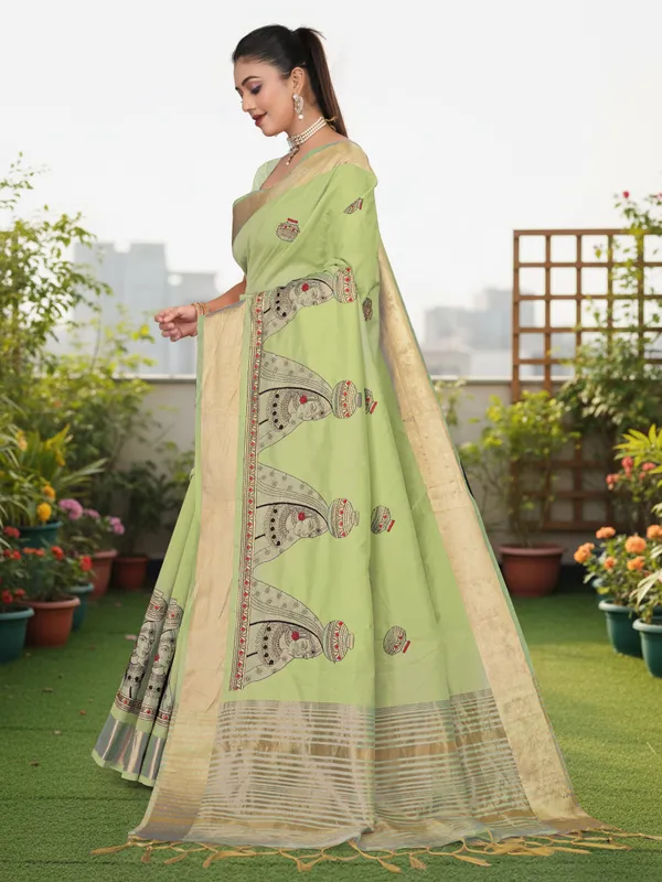 Light_Green_Matka_Silk_Portrait_Motif_Saree_For_Women