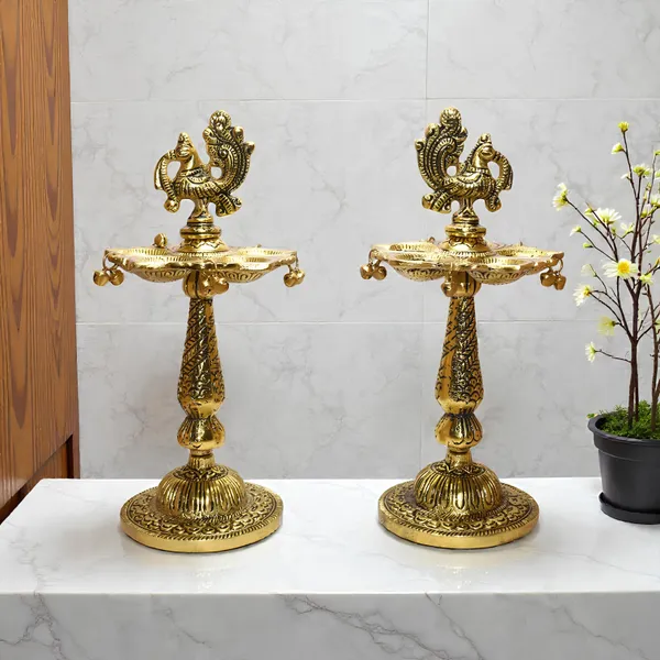 Aluminium_Traditional_Peacock_Diya_Stand_Combo