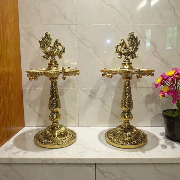 Aluminium_Traditional_Peacock_Diya_Stand_Combo