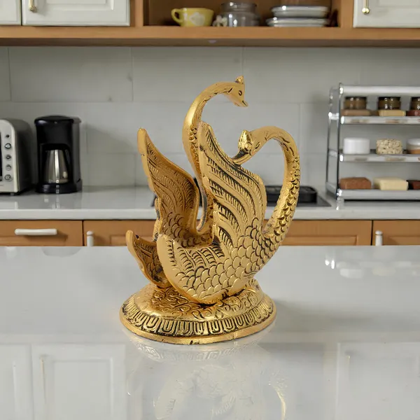 Gold_Finish_Swan_Decorative_Figurine