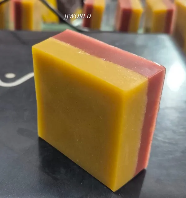 Yellow_&_Pink_Multani_Soap_With_Natural_Oils_-_100G_Pack_Of_2