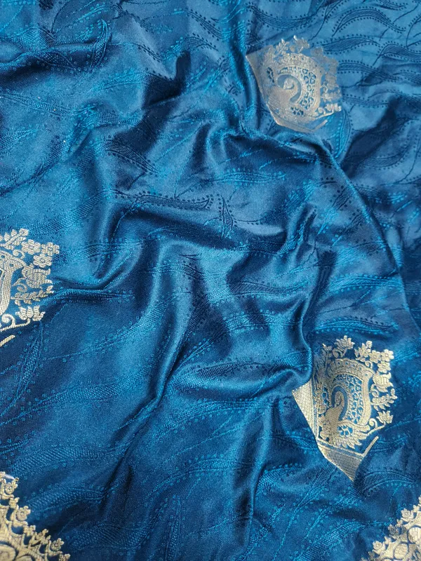 Blue_Woven_Traditional_Saree_for_Women