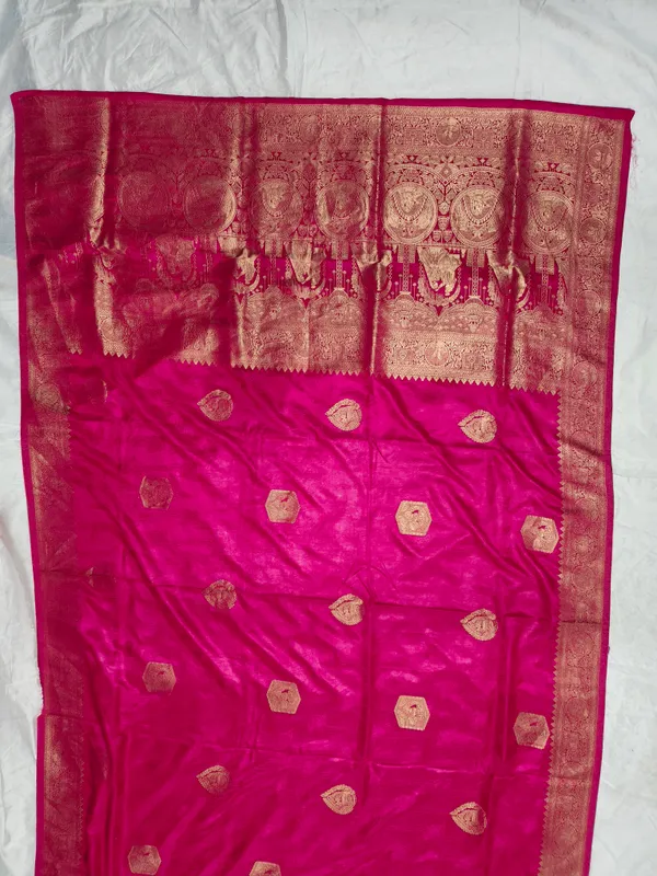 Pink_Silk_Zari_Woven_Saree_for_Women