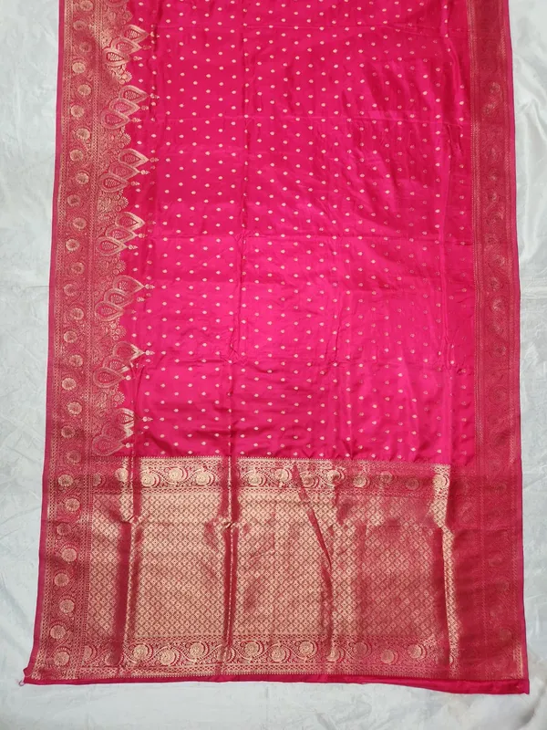 Pink_Woven_Traditional_Saree_for_Women