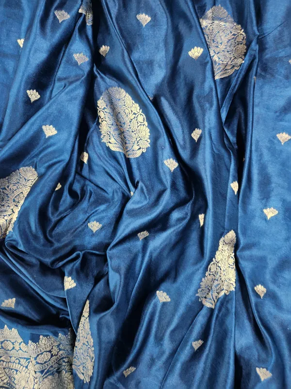 Blue_Silk_Zari_Woven_Saree_for_Women