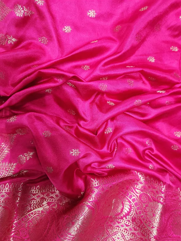 Pink_Woven_Traditional_Saree_for_Women