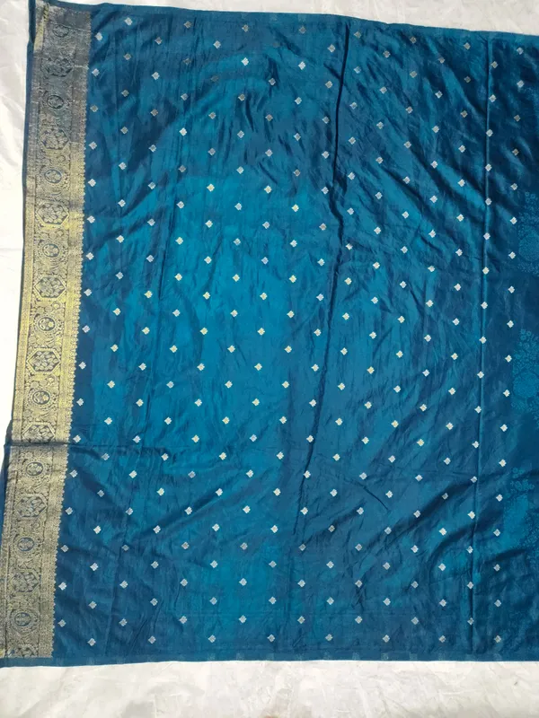 Blue_Printed_Saree_for_Women