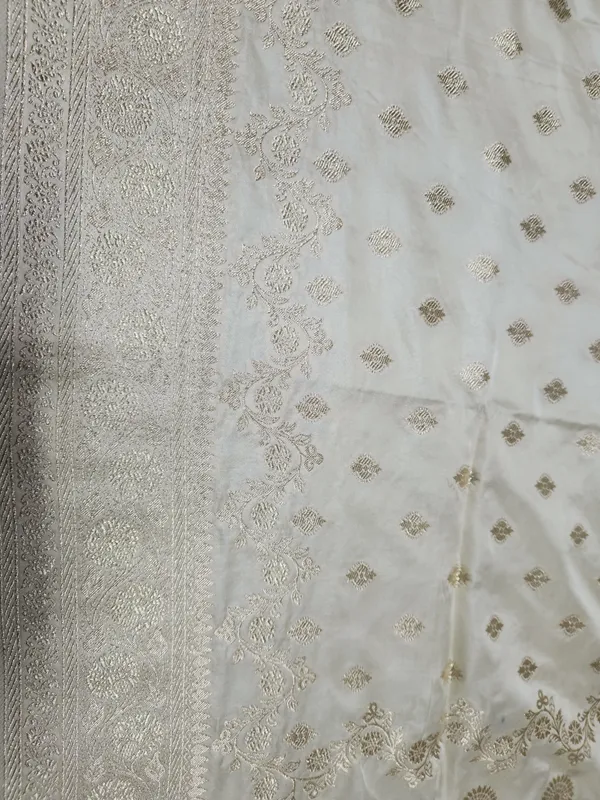 Ivory_Brocade_Unstitched_Fabric_For_Women