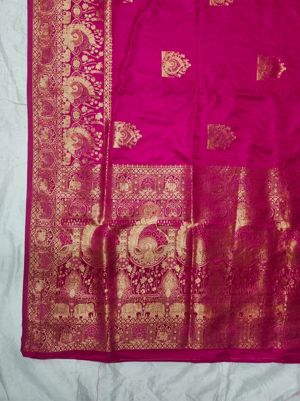 Pink_Silk_Zari_Border_Saree_For_Women