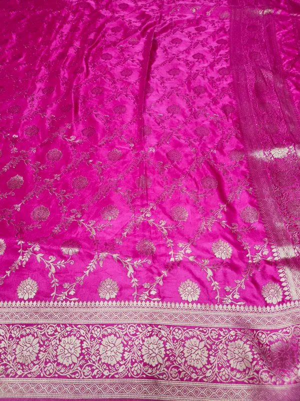 Pink_Woven_Floral_Motif_Saree_for_Women