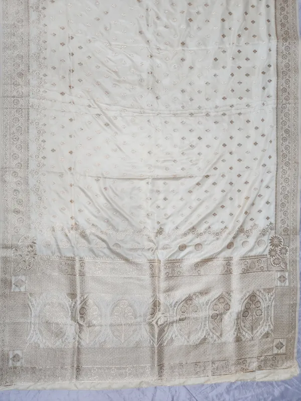 Ivory_Brocade_Unstitched_Fabric_For_Women