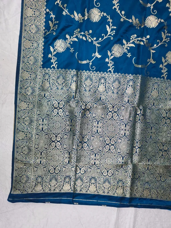 Blue_Silk_Zari_Work_Saree_For_Women
