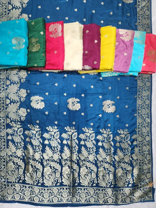 Blue_Woven_Saree_With_Blouse_Piece_For_Women