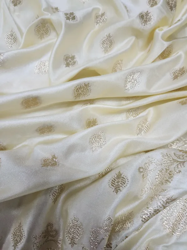Ivory_Brocade_Unstitched_Fabric_For_Women