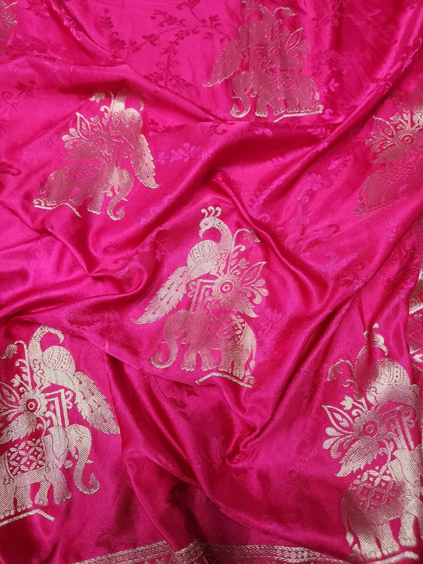 Pink_Woven_Traditional_Saree_for_Women