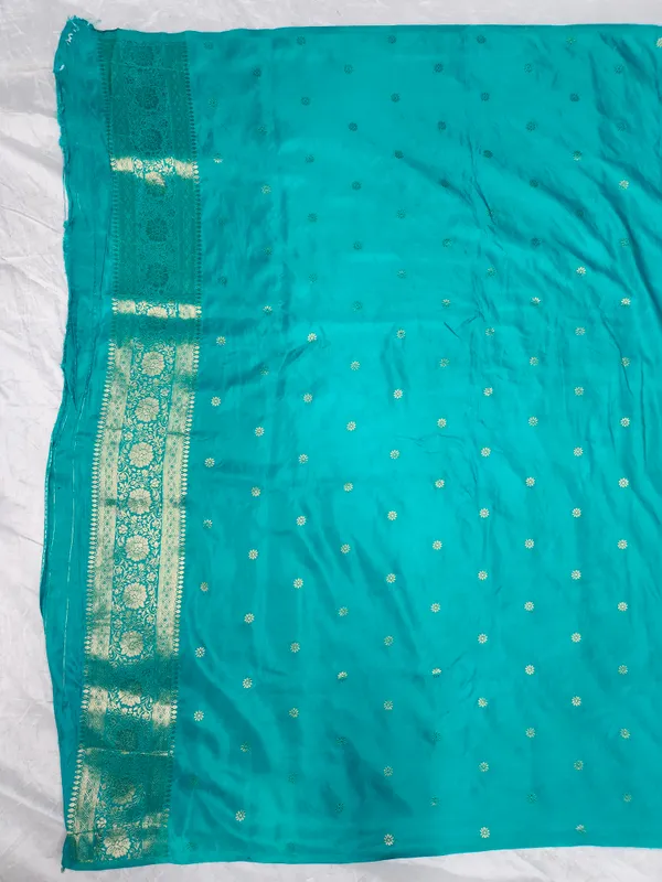 Turquoise_Brocade_Saree_for_Women