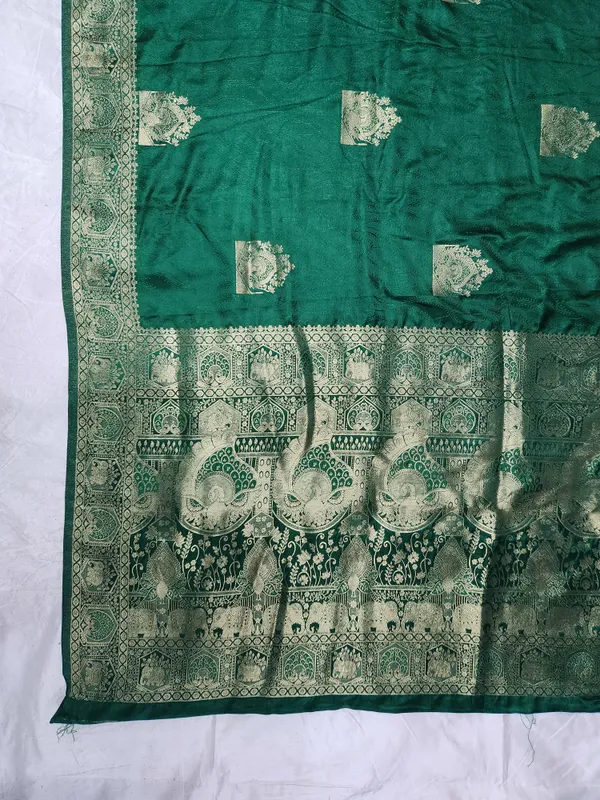Green_Silk_Zari_Motif_Saree_for_Women