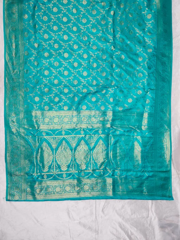 Turquoise_Brocade_Saree_for_Women