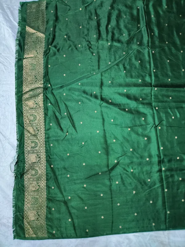 Green_Silk_Woven_Saree_for_Women