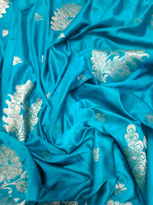 Turquoise_Silk_Zari_Woven_Saree_for_Women