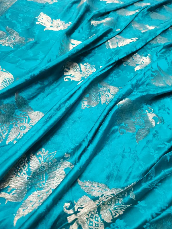 Turquoise_Woven_Traditional_Saree_for_Women