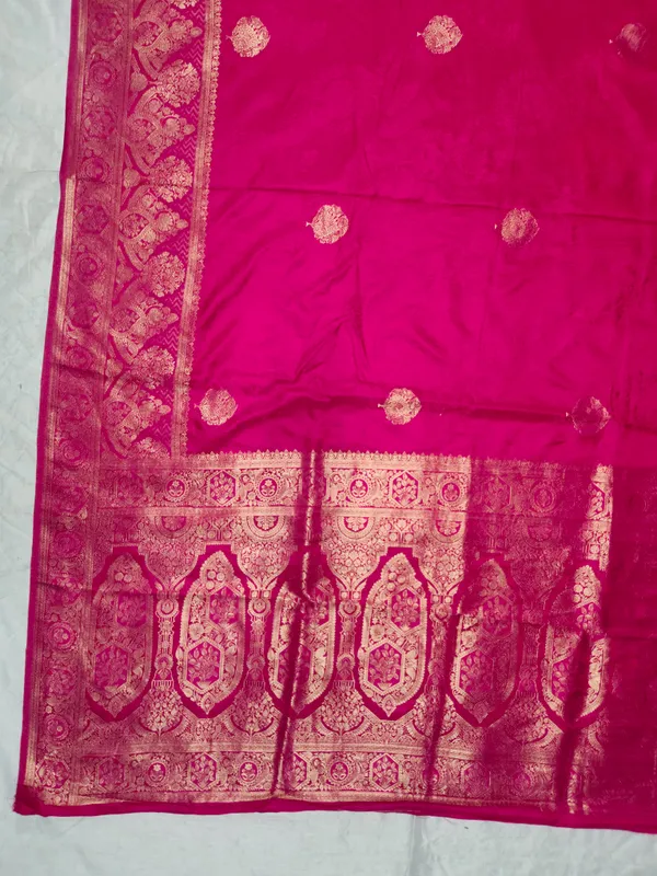 Pink_Silk_Banarasi_Saree_For_Women