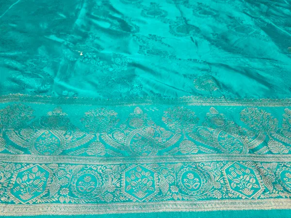 Turquoise_Silk_Woven_Saree_for_Women
