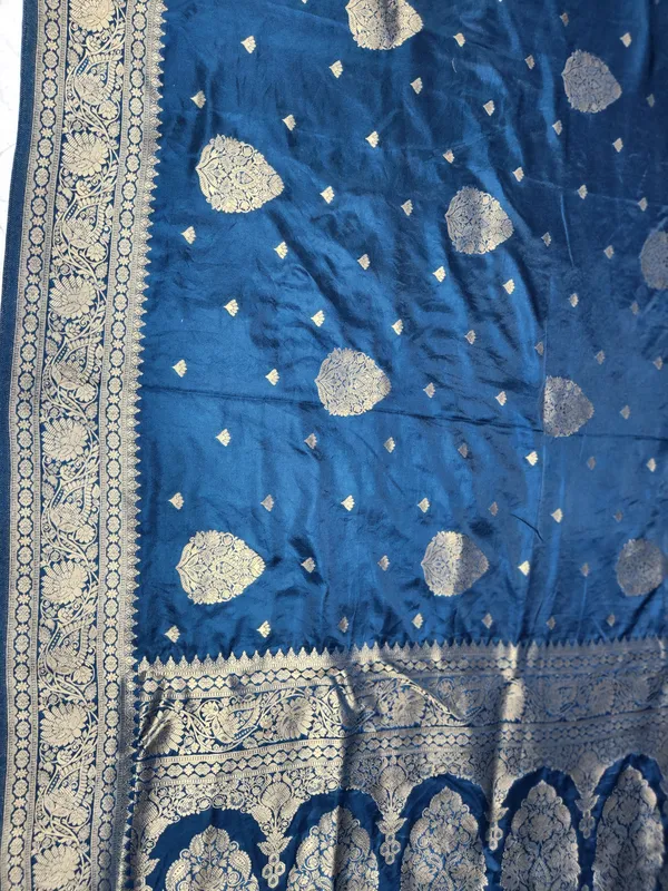 Blue_Silk_Zari_Woven_Saree_for_Women