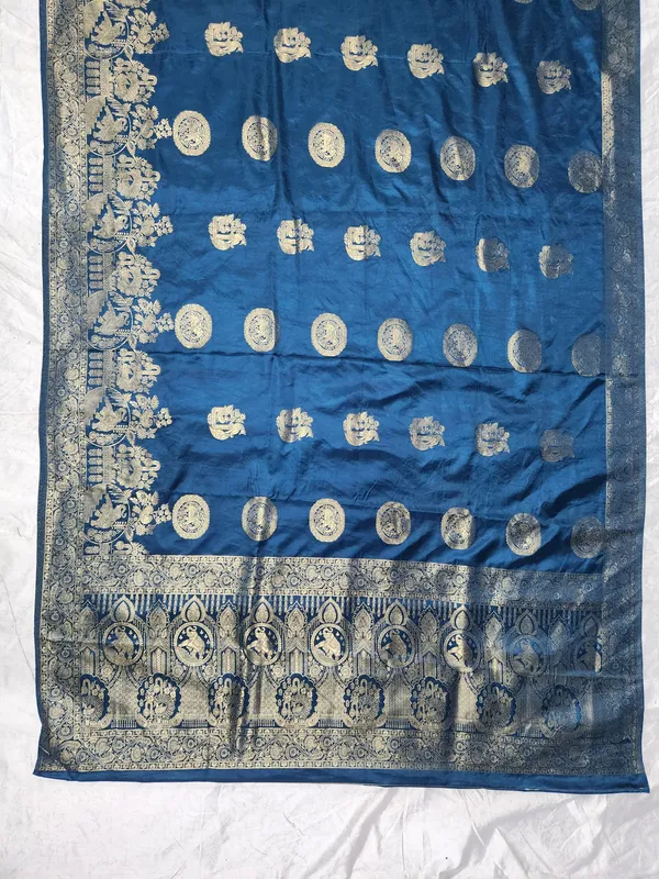 Blue_Satin_Finish_Saree_for_Women