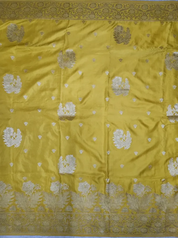Yellow_Silk_Zari_Woven_Saree_for_Women