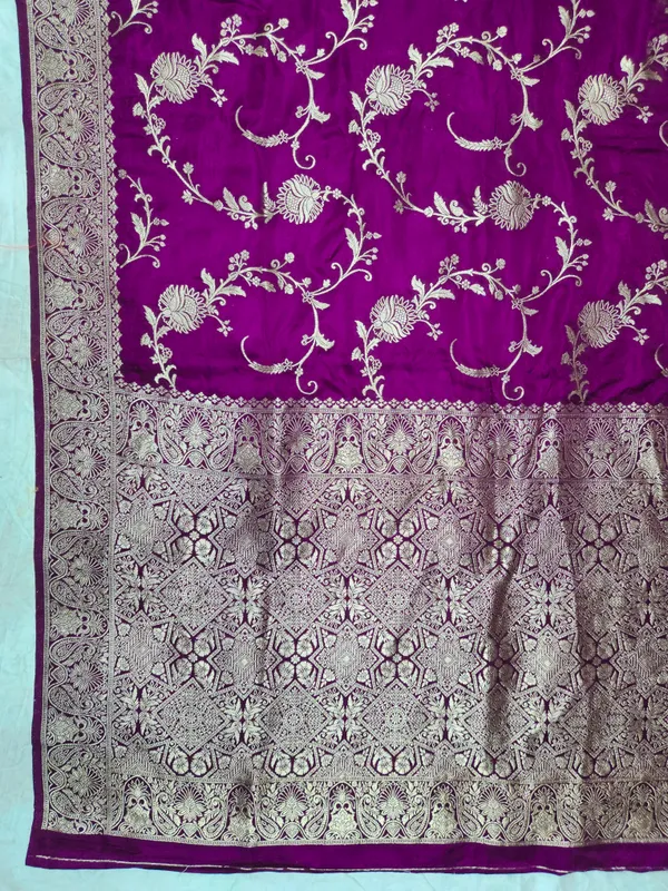 Purple_Silk_Zari_Woven_Saree_for_Women