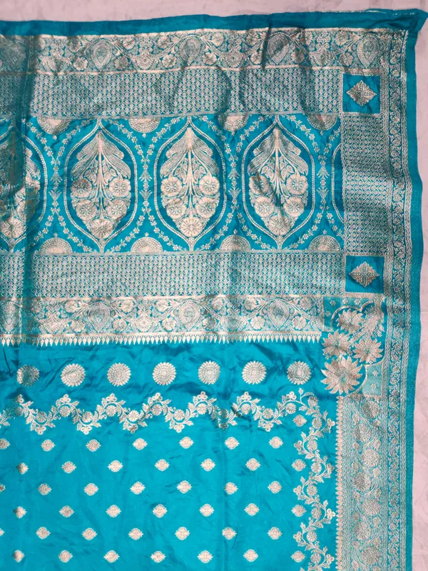 Blue_Silk_Traditional_Saree_for_Women