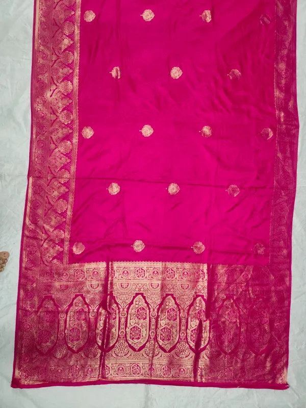 Pink_Silk_Banarasi_Saree_For_Women