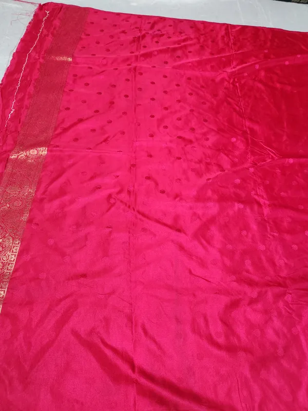 Pink_Woven_Zari_Saree_for_Women